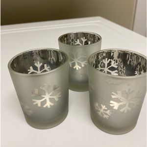 Snowflake tea light candle holders